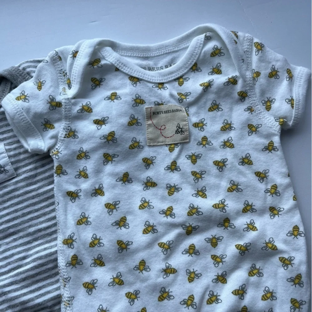 Burts Bees • 3 Piece Bundle Baby Bodysuit Onesies